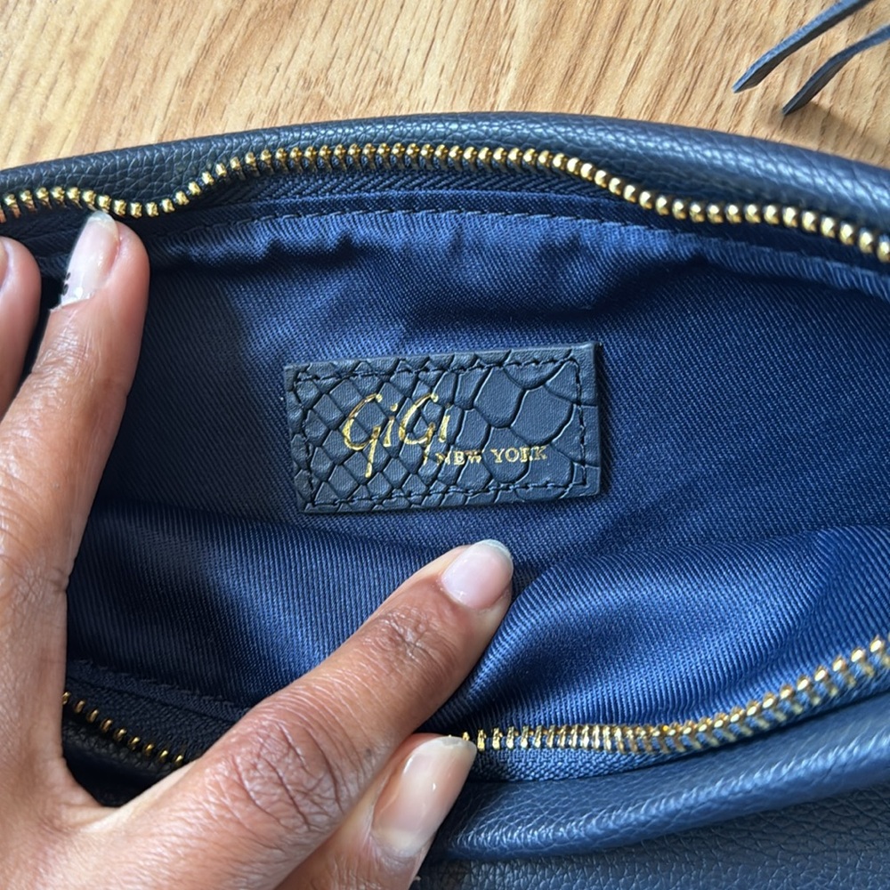GiGi New York navy blue Fold-Over Clutch with Tassel crossbody leather - Picture 7 of 10
